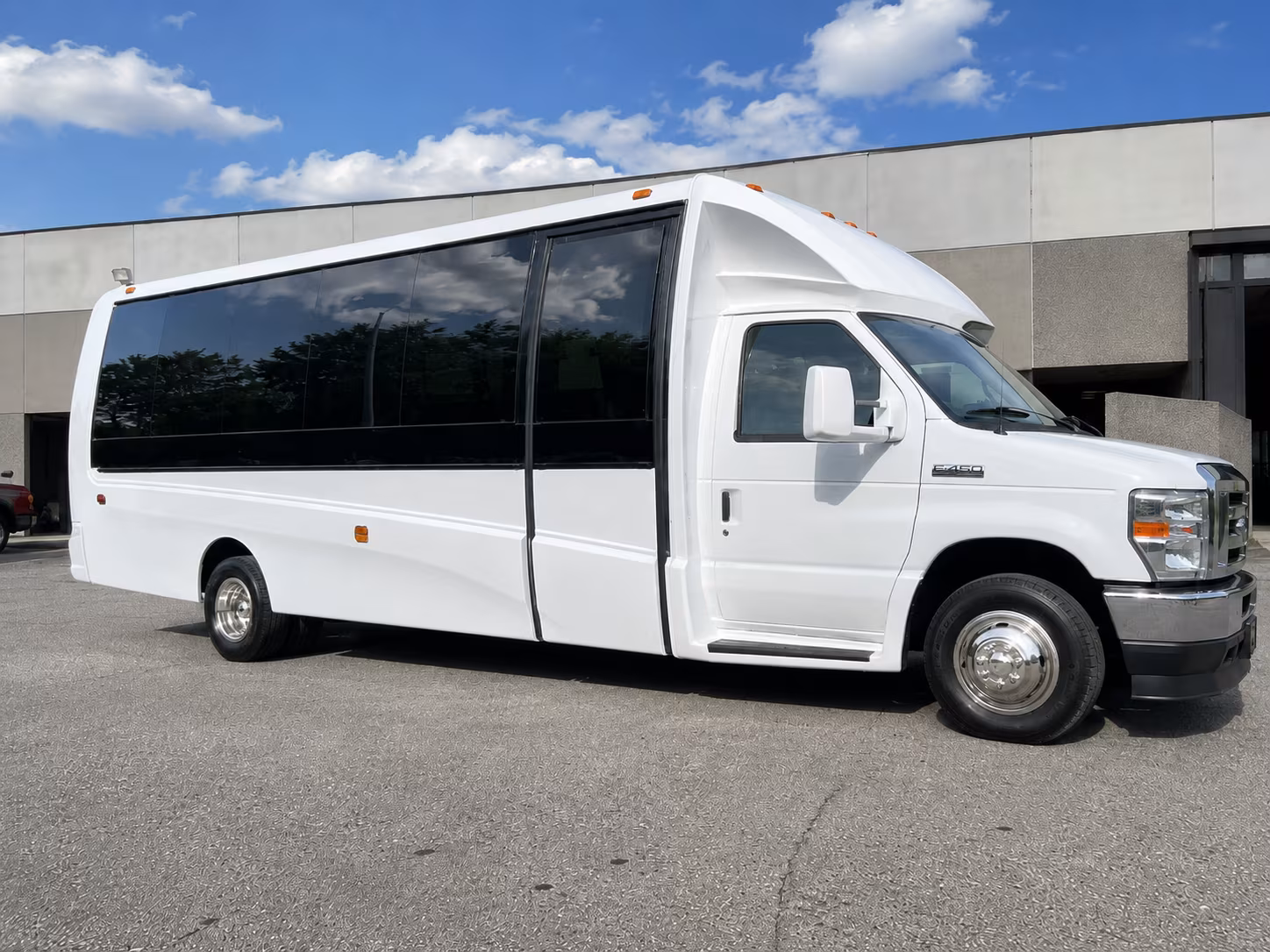 bus rentals for bands and performers traveling through schenectady