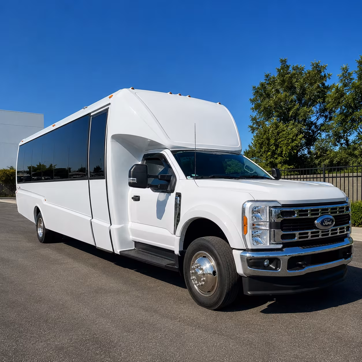 corporate airport transfer buses between schenectady and albany international airport