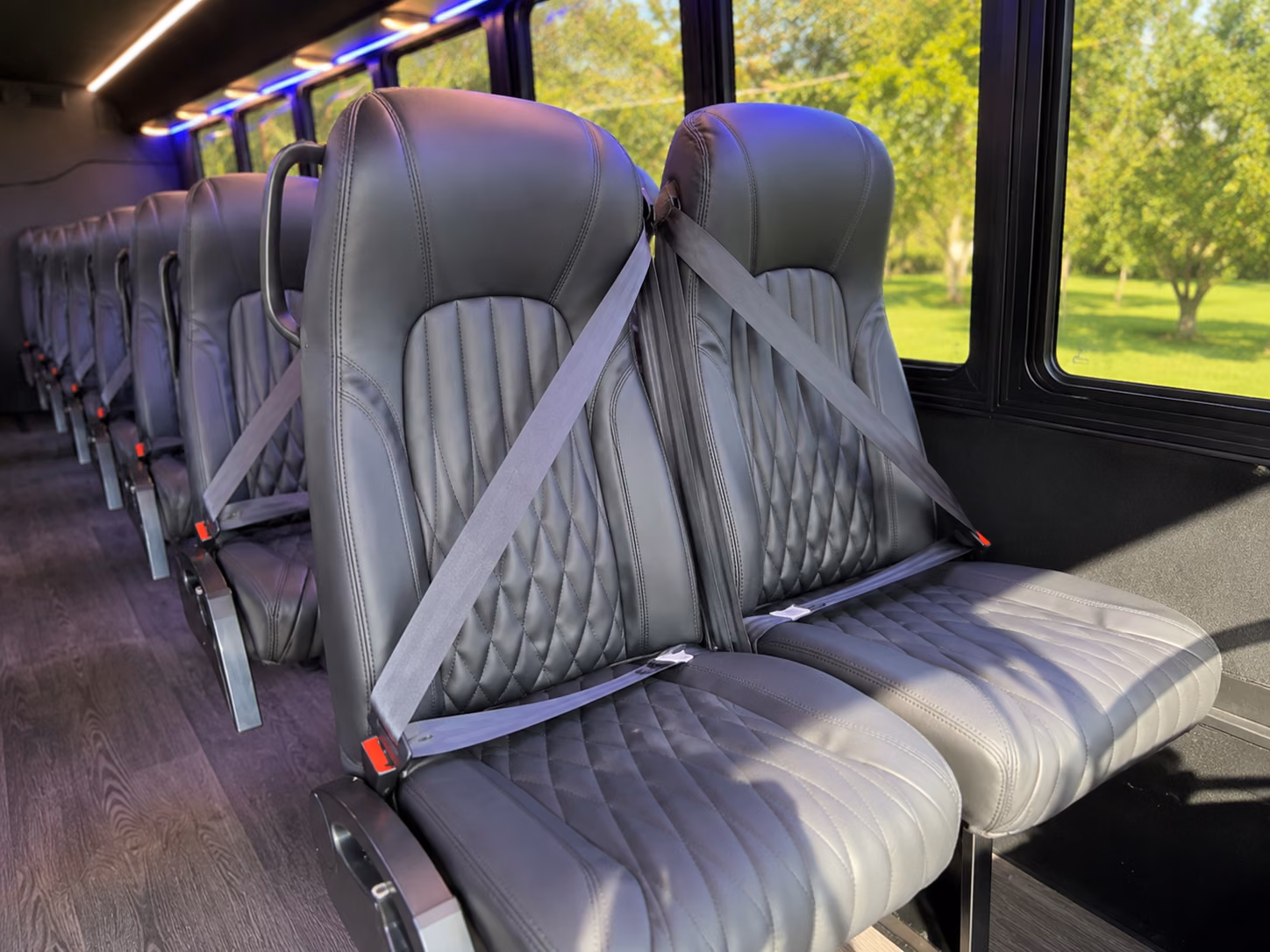 fan buses to new york giants and jets games at metlife stadium