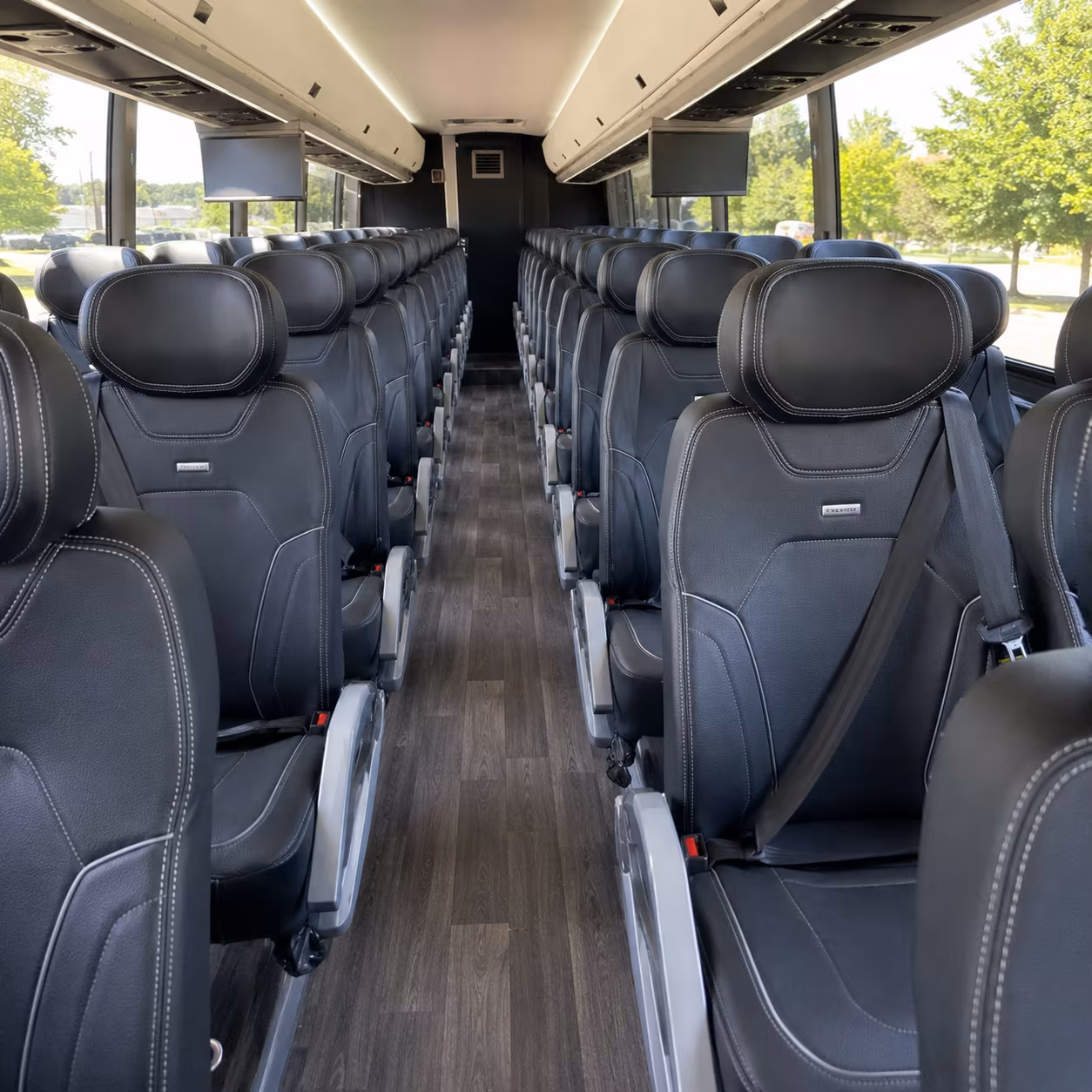 long distance bus trips from schenectady to boston and new england