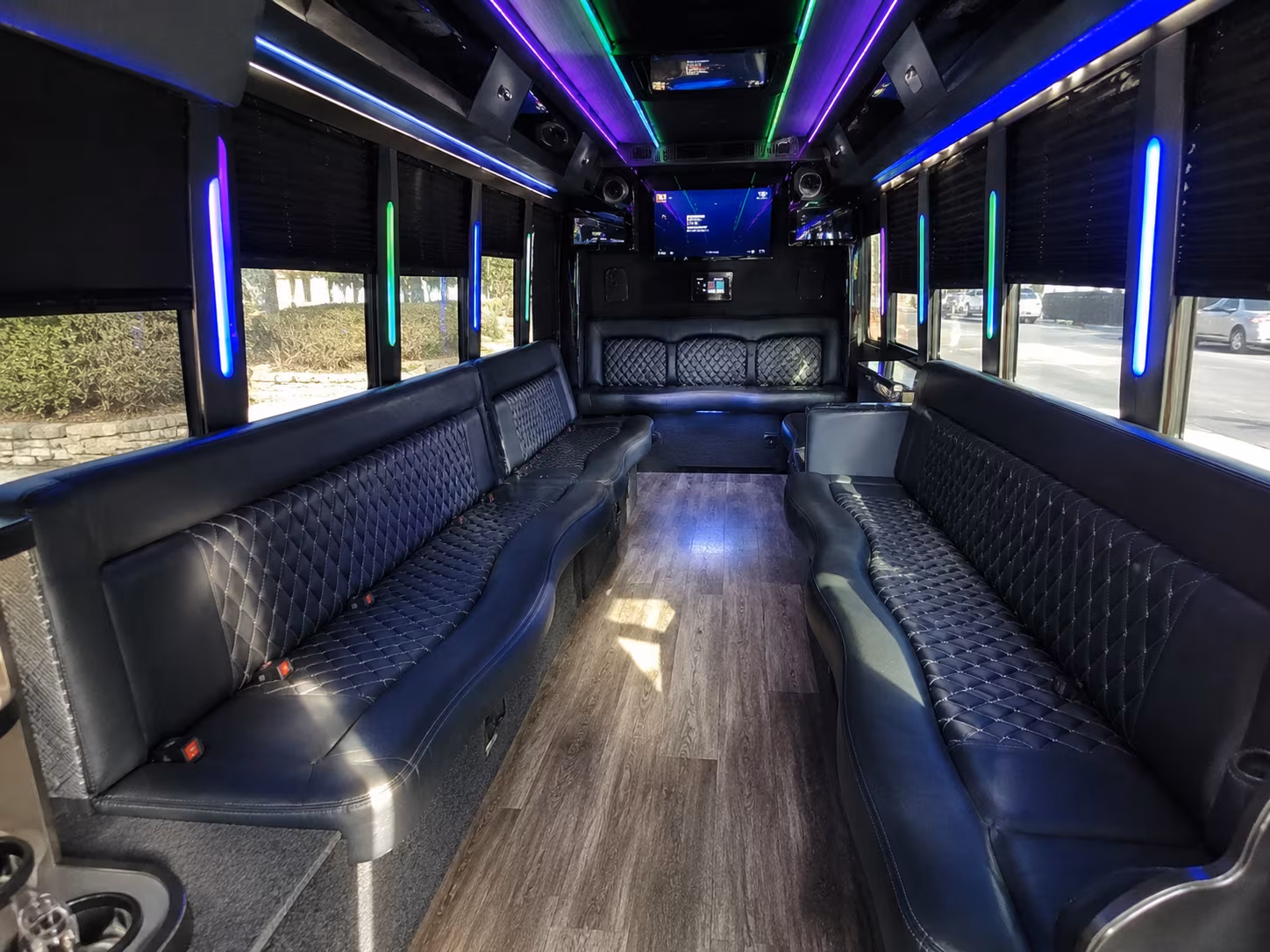 schenectady 15 passenger party bus interior