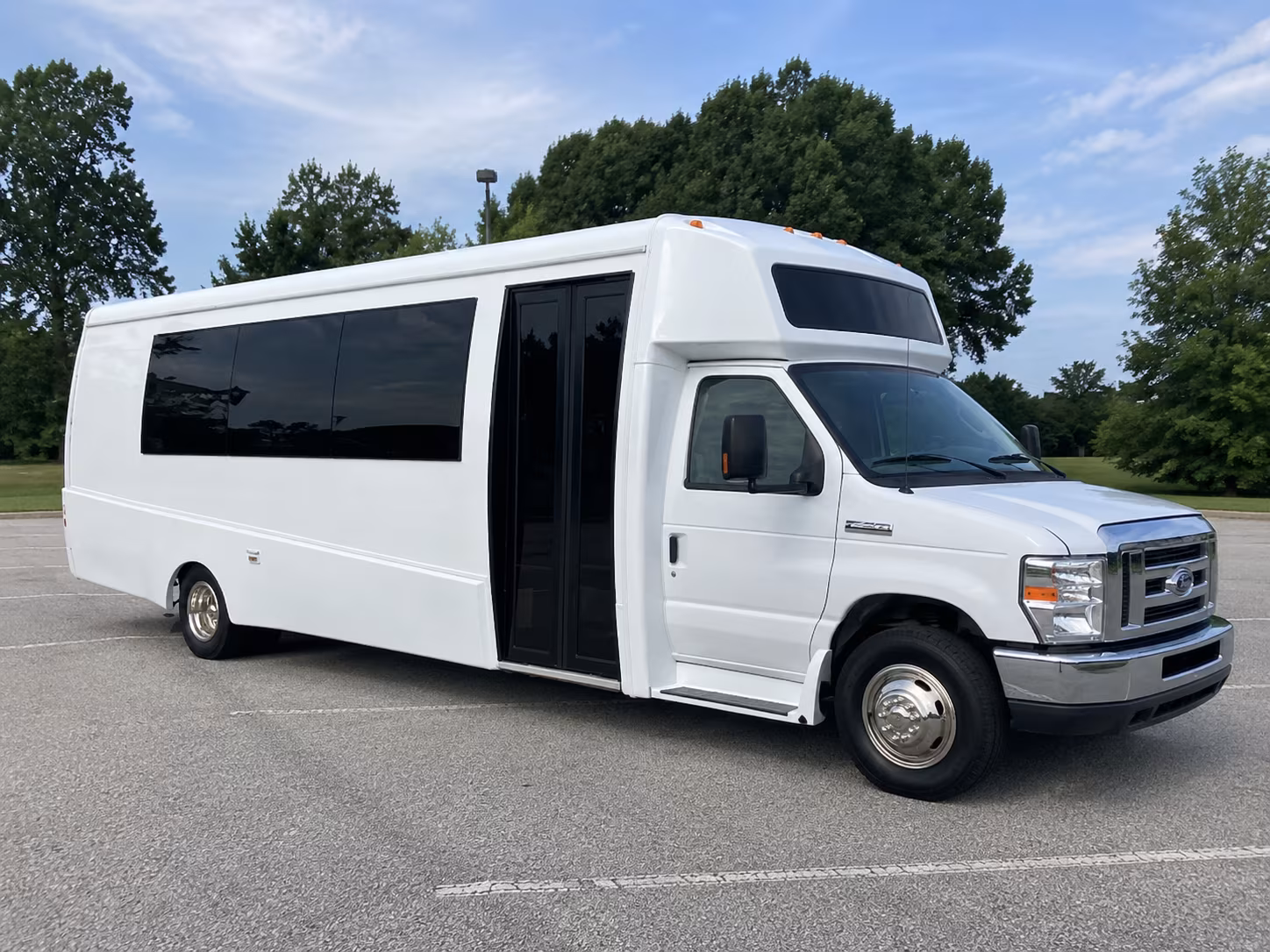 schenectady 18 passenger party bus