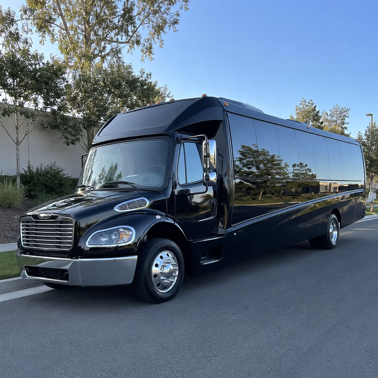 schenectady 25 passenger minibus