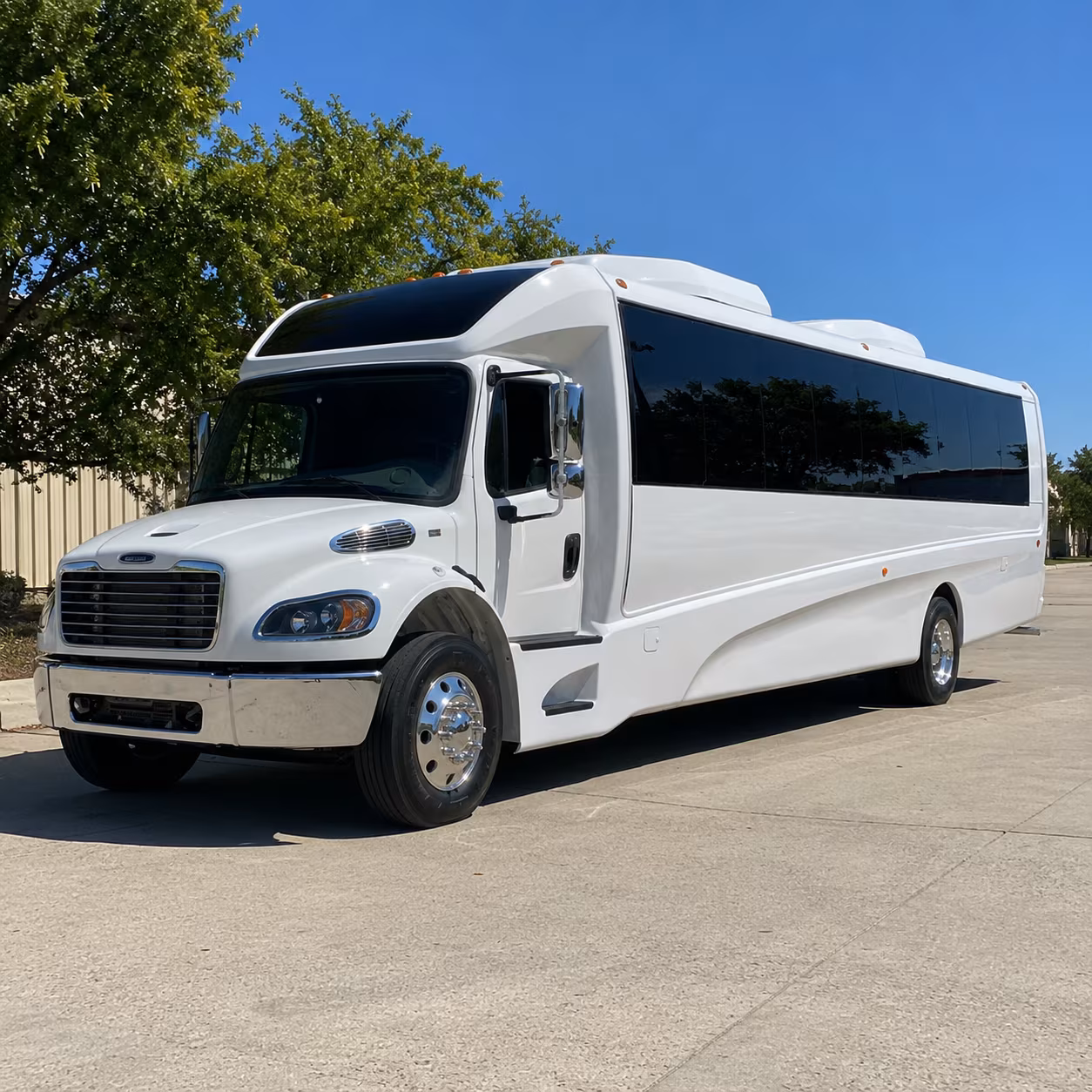 schenectady 28 passenger minibus