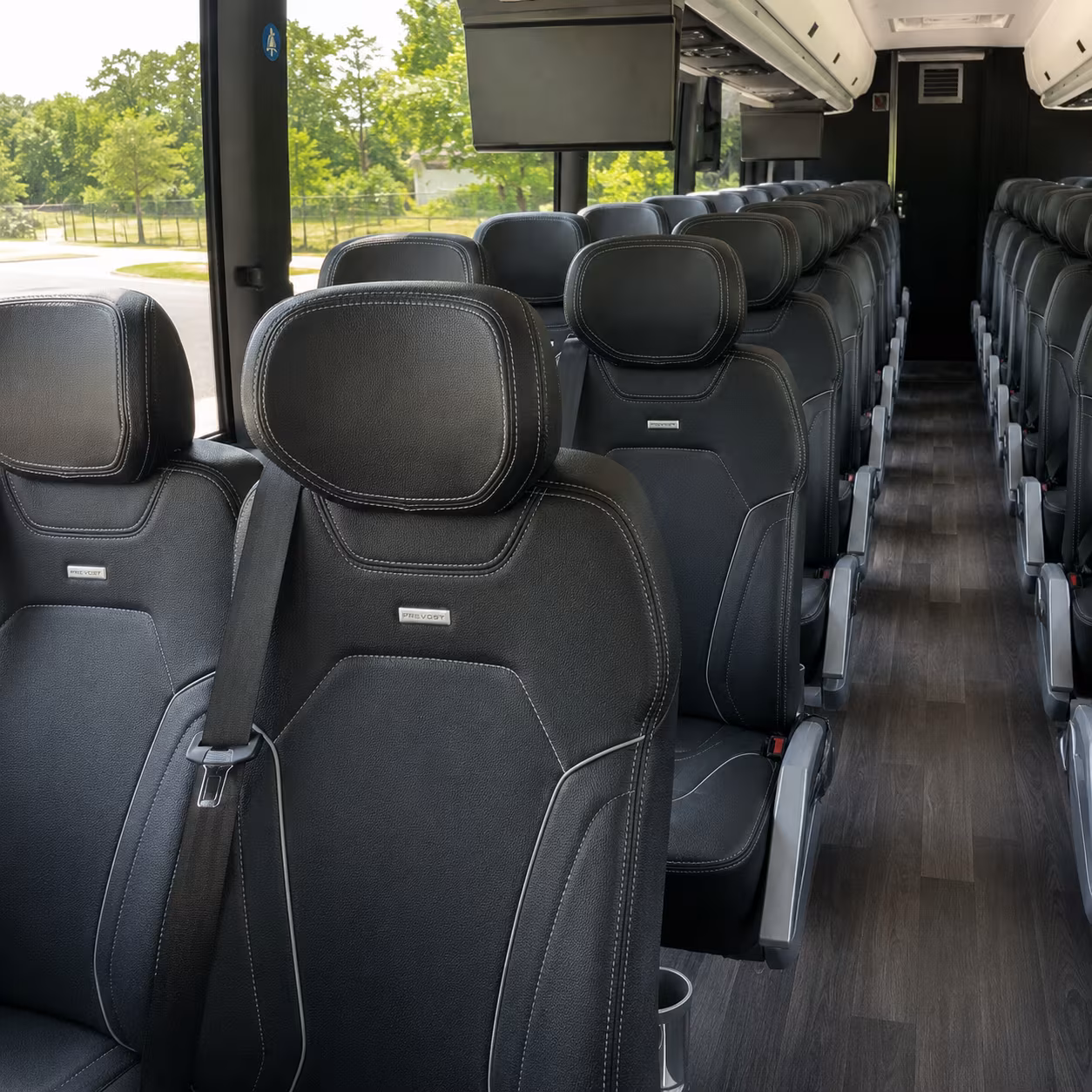 schenectady charter bus rentals for long distance trips to new york city
